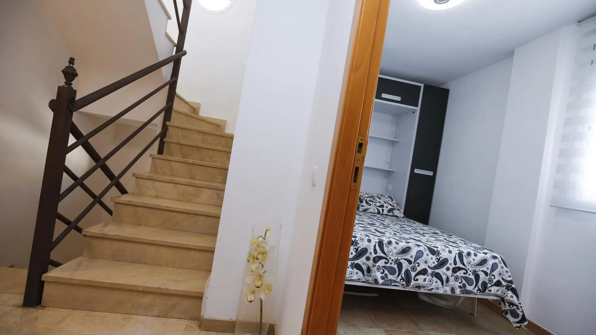 קמברילס Casa Bruselas בית נופש