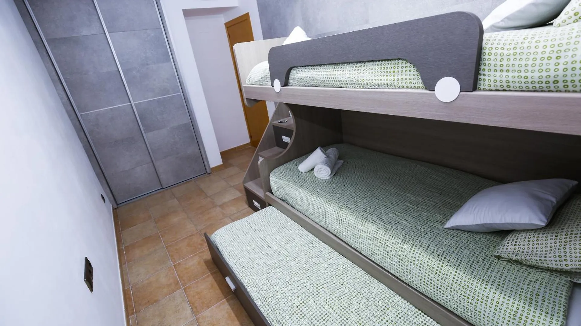 קמברילס Casa Bruselas בית נופש